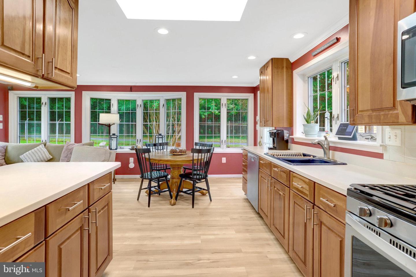 7501 WEXFORD PL, ALEXANDRIA, Virginia 22315, 3 Bedrooms Bedrooms, 5 Rooms Rooms,2 BathroomsBathrooms,Residential,For sale,7501 WEXFORD PL,VAFX2270100 MLS # VAFX2270100