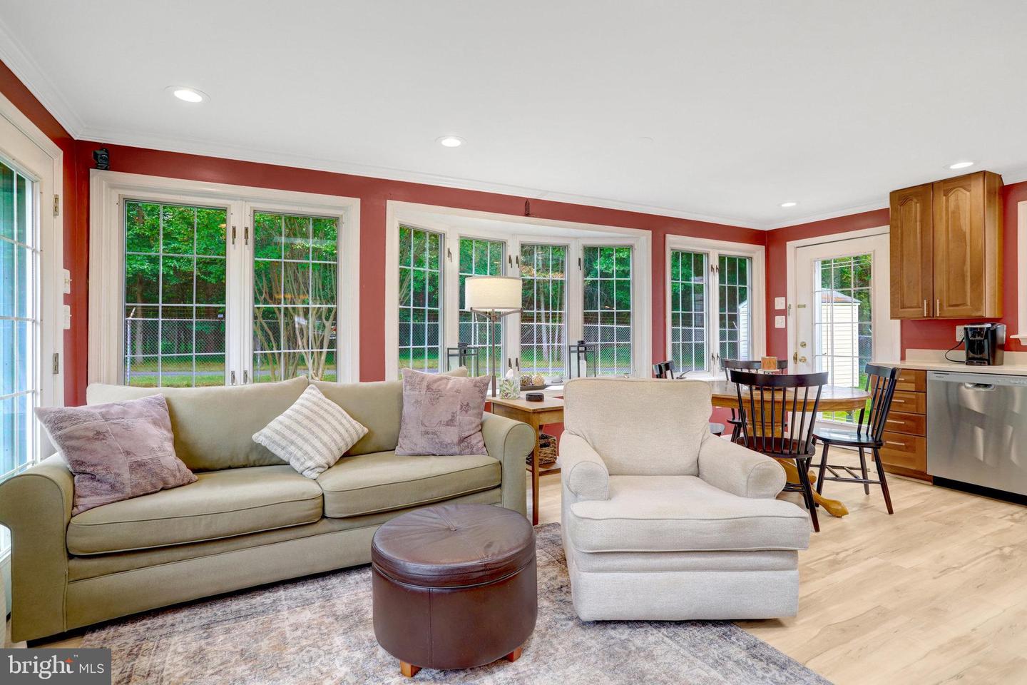 7501 WEXFORD PL, ALEXANDRIA, Virginia 22315, 3 Bedrooms Bedrooms, 5 Rooms Rooms,2 BathroomsBathrooms,Residential,For sale,7501 WEXFORD PL,VAFX2270100 MLS # VAFX2270100