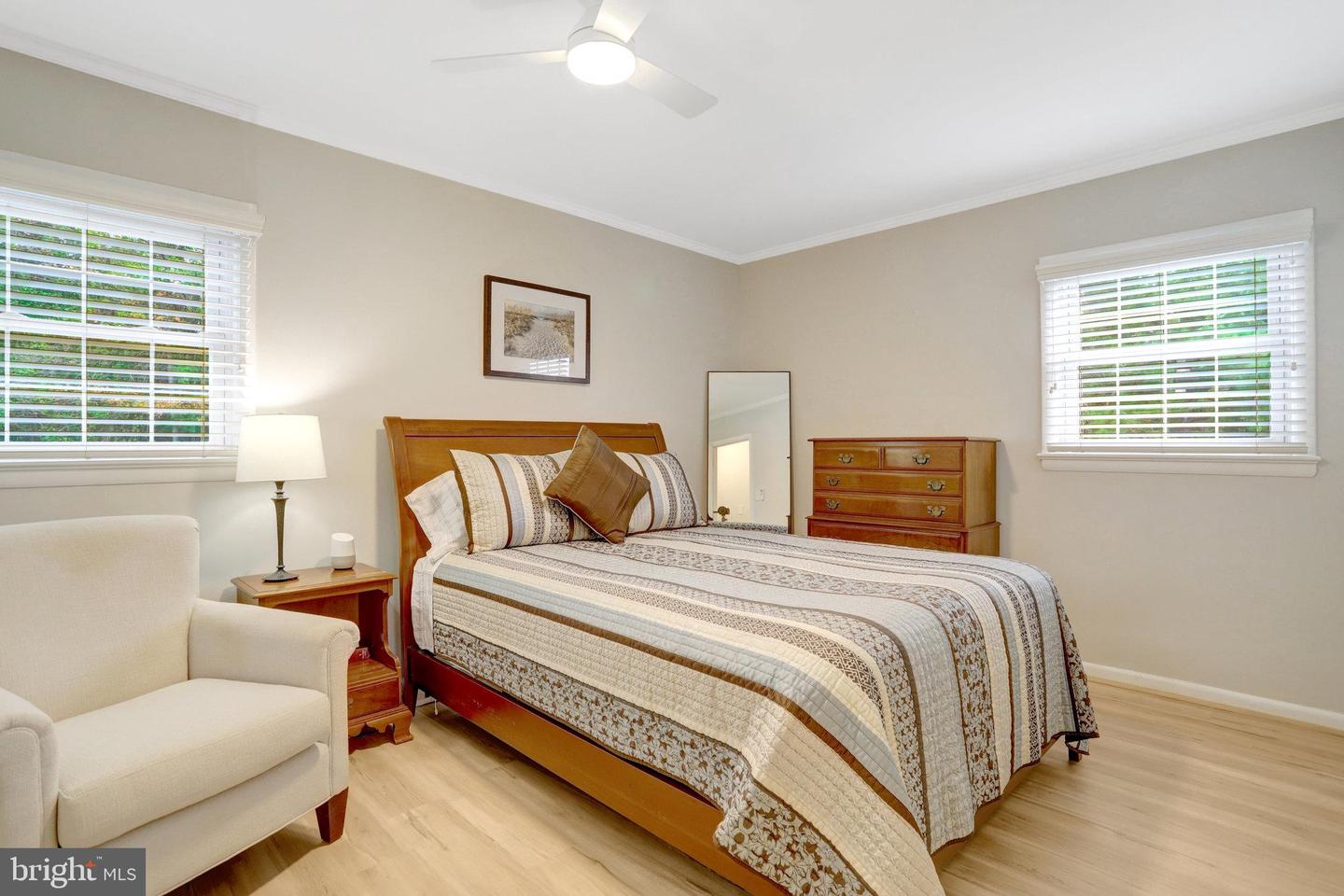 7501 WEXFORD PL, ALEXANDRIA, Virginia 22315, 3 Bedrooms Bedrooms, 5 Rooms Rooms,2 BathroomsBathrooms,Residential,For sale,7501 WEXFORD PL,VAFX2270100 MLS # VAFX2270100