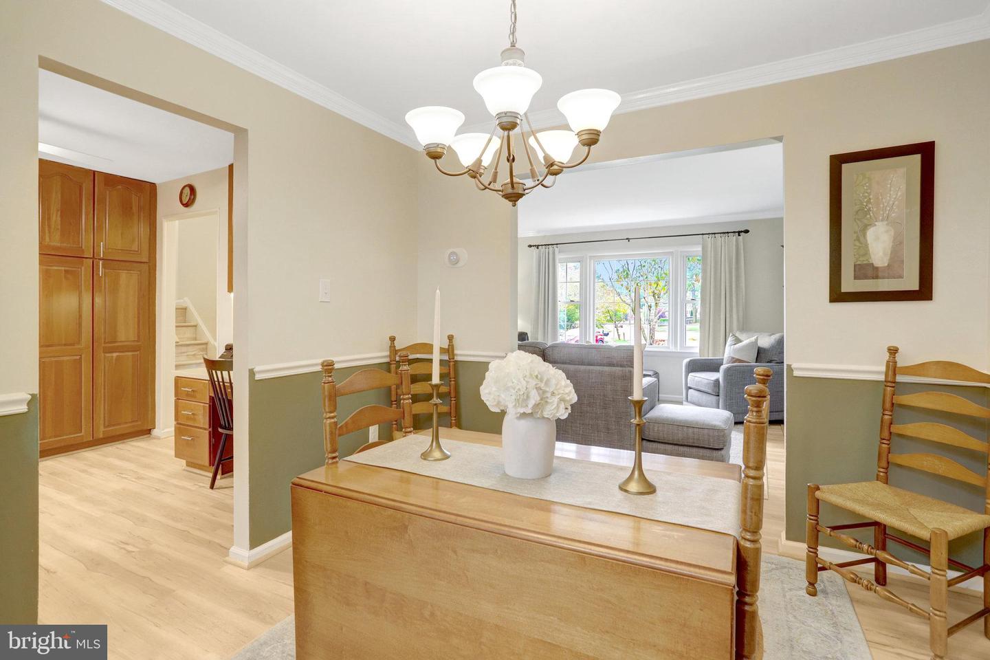 7501 WEXFORD PL, ALEXANDRIA, Virginia 22315, 3 Bedrooms Bedrooms, 5 Rooms Rooms,2 BathroomsBathrooms,Residential,For sale,7501 WEXFORD PL,VAFX2270100 MLS # VAFX2270100