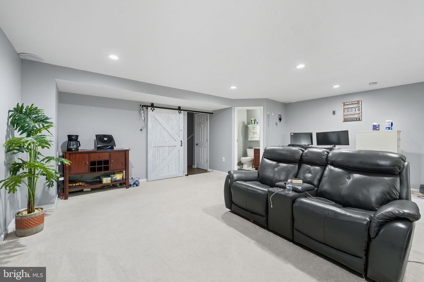 676 MCLEARY SQ SE, LEESBURG, Virginia 20175, 3 Bedrooms Bedrooms, ,2 BathroomsBathrooms,Residential,For sale,676 MCLEARY SQ SE,VALO2107970 MLS # VALO2107970