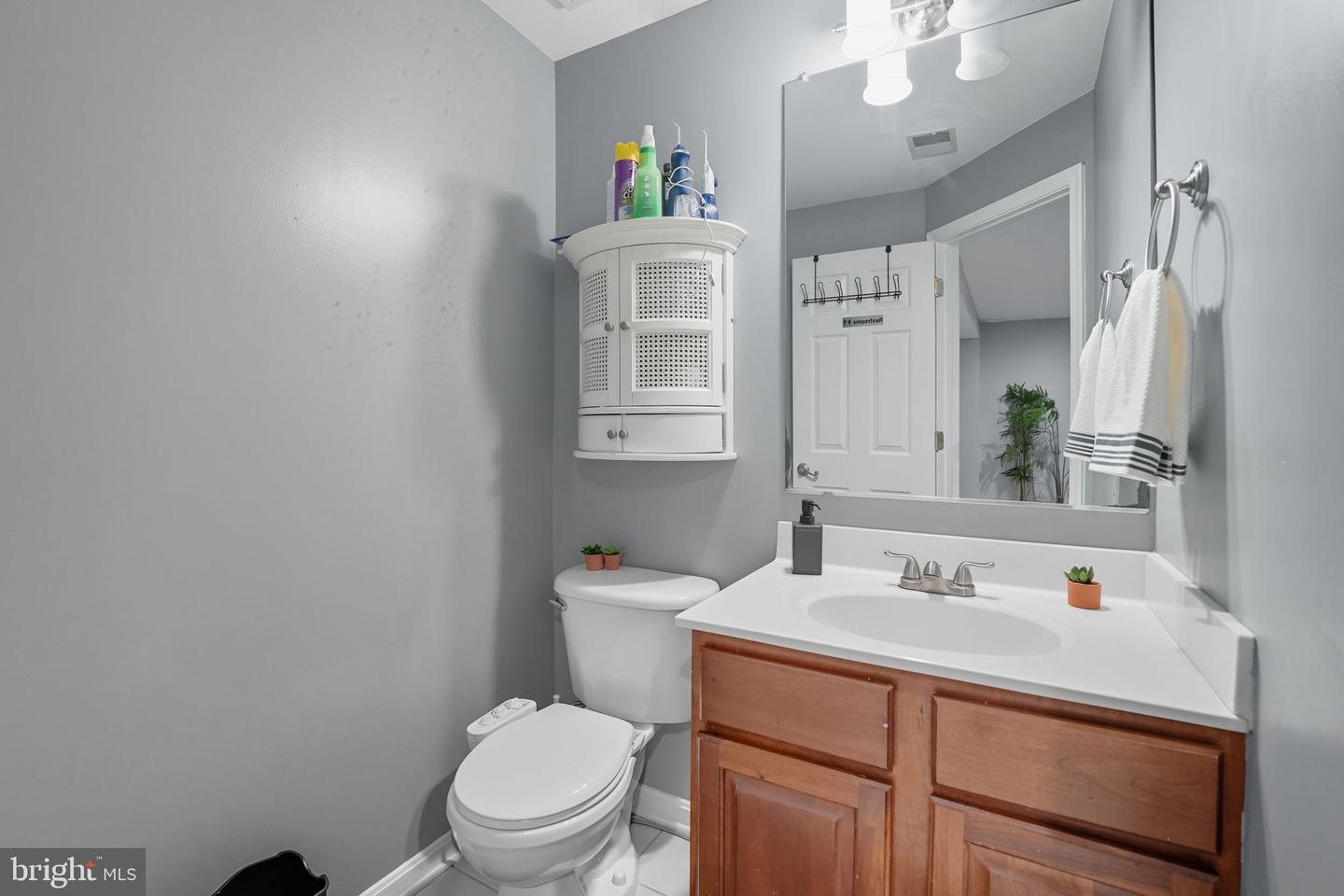 676 MCLEARY SQ SE, LEESBURG, Virginia 20175, 3 Bedrooms Bedrooms, ,2 BathroomsBathrooms,Residential,For sale,676 MCLEARY SQ SE,VALO2107970 MLS # VALO2107970