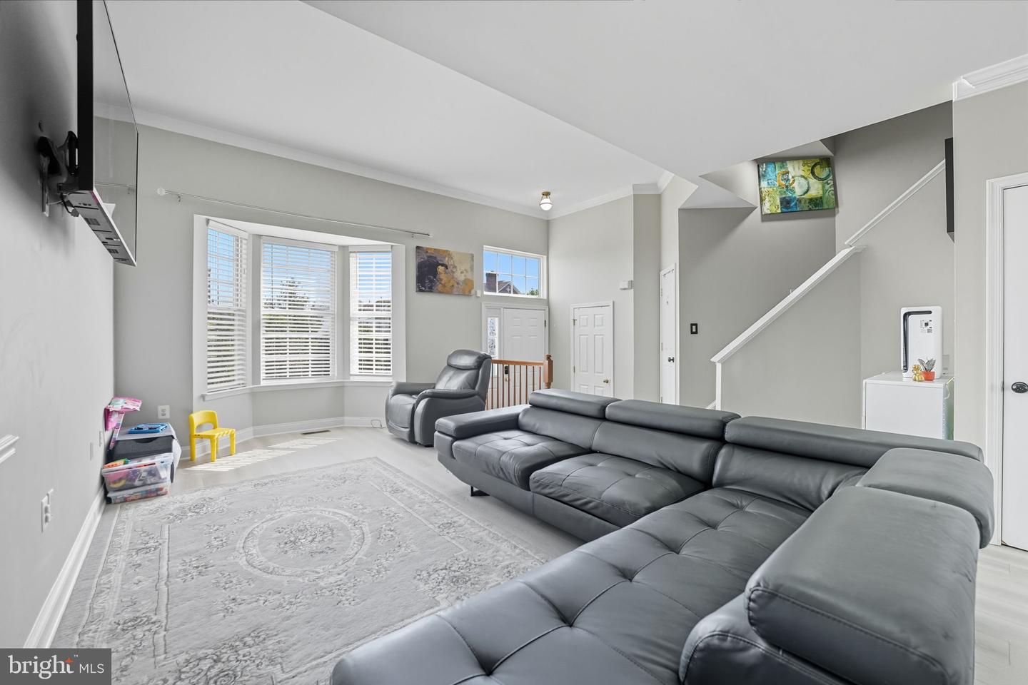 676 MCLEARY SQ SE, LEESBURG, Virginia 20175, 3 Bedrooms Bedrooms, ,2 BathroomsBathrooms,Residential,For sale,676 MCLEARY SQ SE,VALO2107970 MLS # VALO2107970