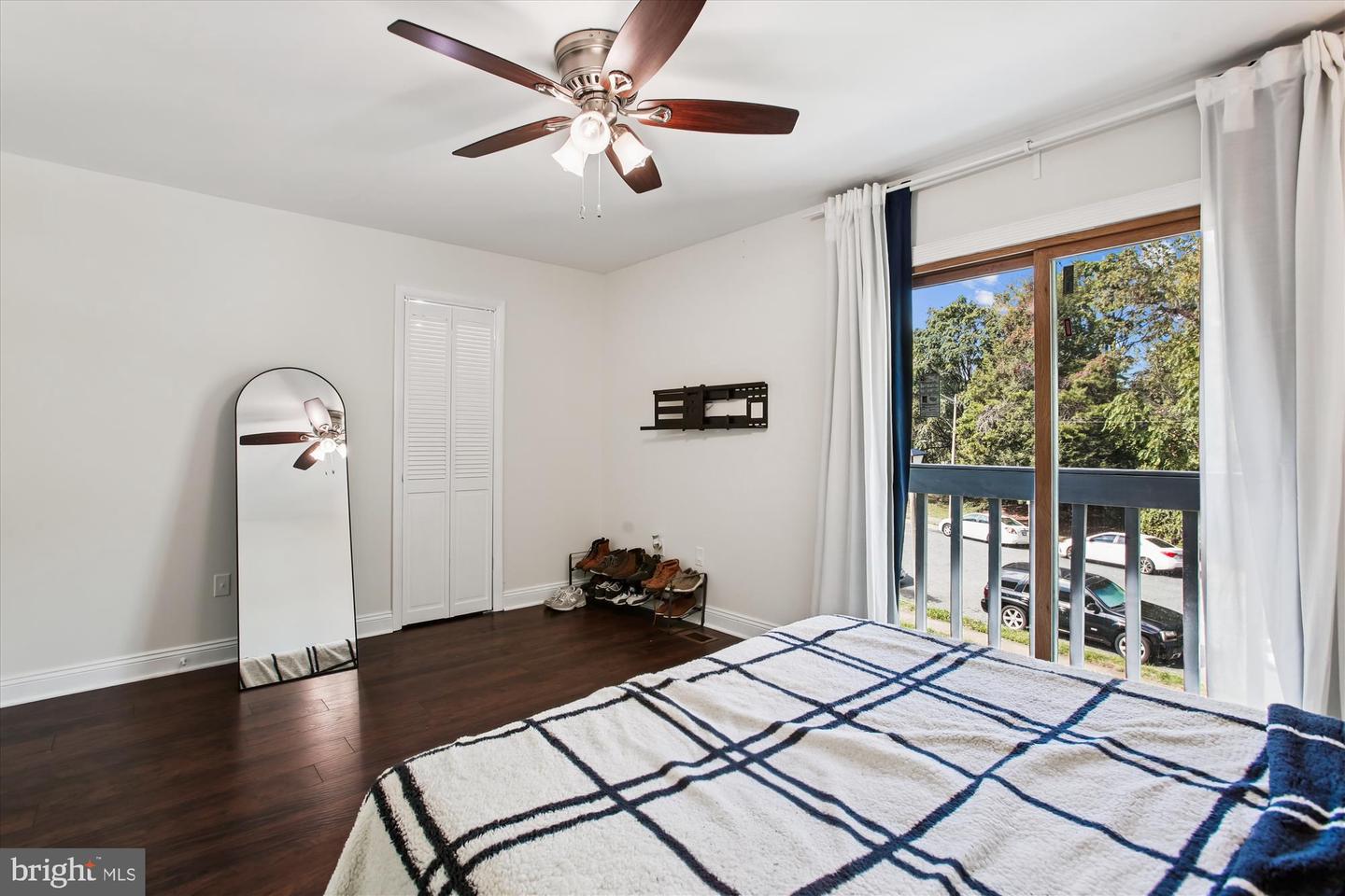 12824 CARA DR, WOODBRIDGE, Virginia 22192, 3 Bedrooms Bedrooms, ,2 BathroomsBathrooms,Residential,For sale,12824 CARA DR,VAPW2105168 MLS # VAPW2105168