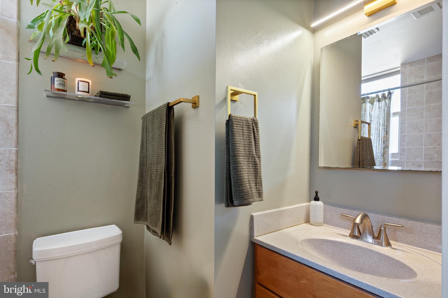 2535 13TH ST NW #403, WASHINGTON, District Of Columbia 20009, 1 Bedroom Bedrooms, ,1 BathroomBathrooms,Residential,For sale,2535 13TH ST NW #403,DCDC2224976 MLS # DCDC2224976