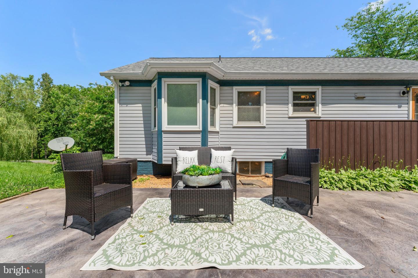 6251 RIDGE LN, WARRENTON, Virginia 20187, 3 Bedrooms Bedrooms, ,2 BathroomsBathrooms,Residential,For sale,6251 RIDGE LN,VAFQ2018526 MLS # VAFQ2018526