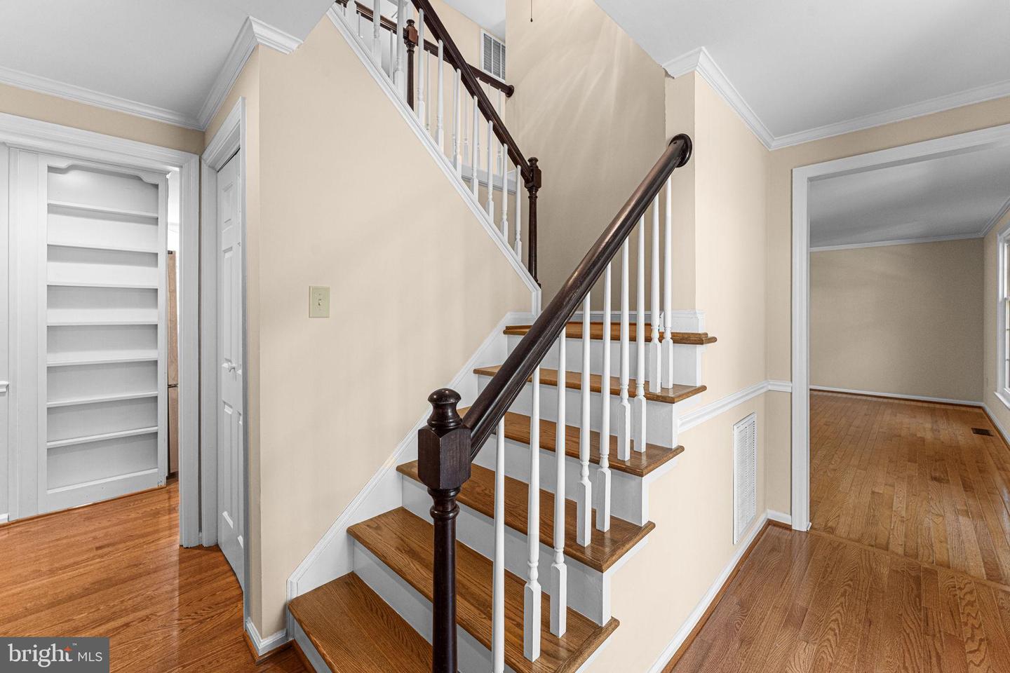6605 DUVON PL, MANASSAS, Virginia 20111, 4 Bedrooms Bedrooms, 15 Rooms Rooms,3 BathroomsBathrooms,Residential,For sale,6605 DUVON PL,VAPW2105148 MLS # VAPW2105148