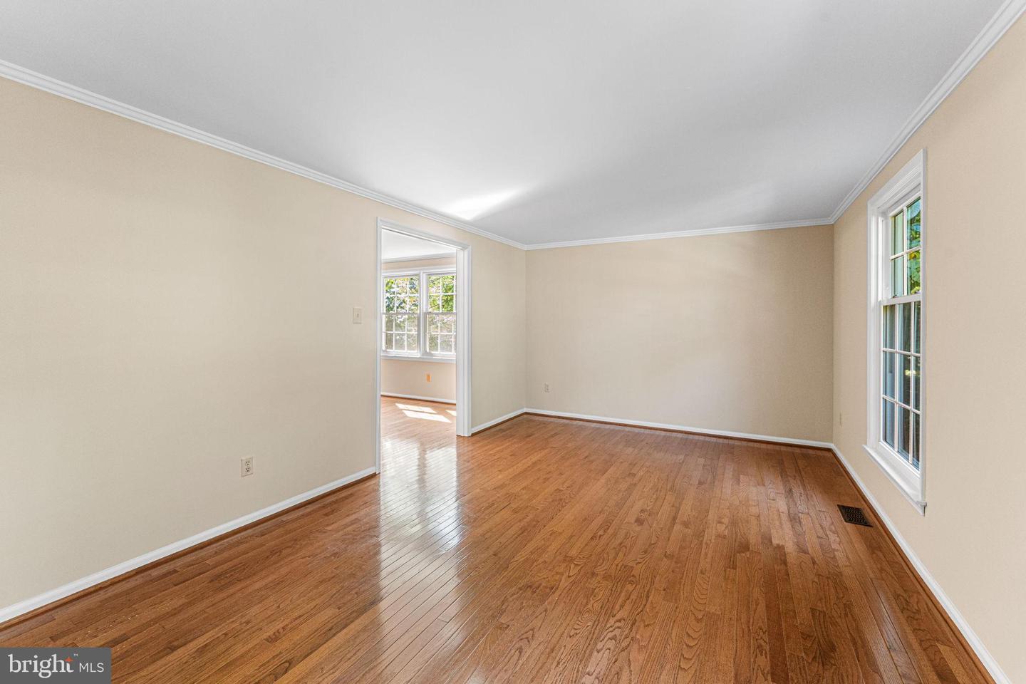 6605 DUVON PL, MANASSAS, Virginia 20111, 4 Bedrooms Bedrooms, 15 Rooms Rooms,3 BathroomsBathrooms,Residential,For sale,6605 DUVON PL,VAPW2105148 MLS # VAPW2105148