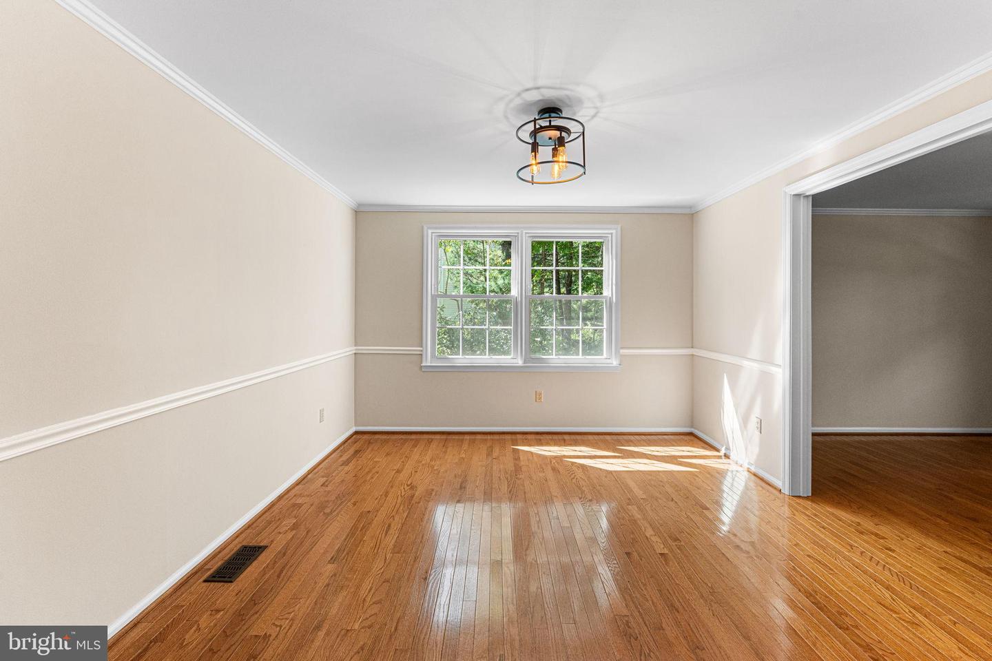 6605 DUVON PL, MANASSAS, Virginia 20111, 4 Bedrooms Bedrooms, 15 Rooms Rooms,3 BathroomsBathrooms,Residential,For sale,6605 DUVON PL,VAPW2105148 MLS # VAPW2105148