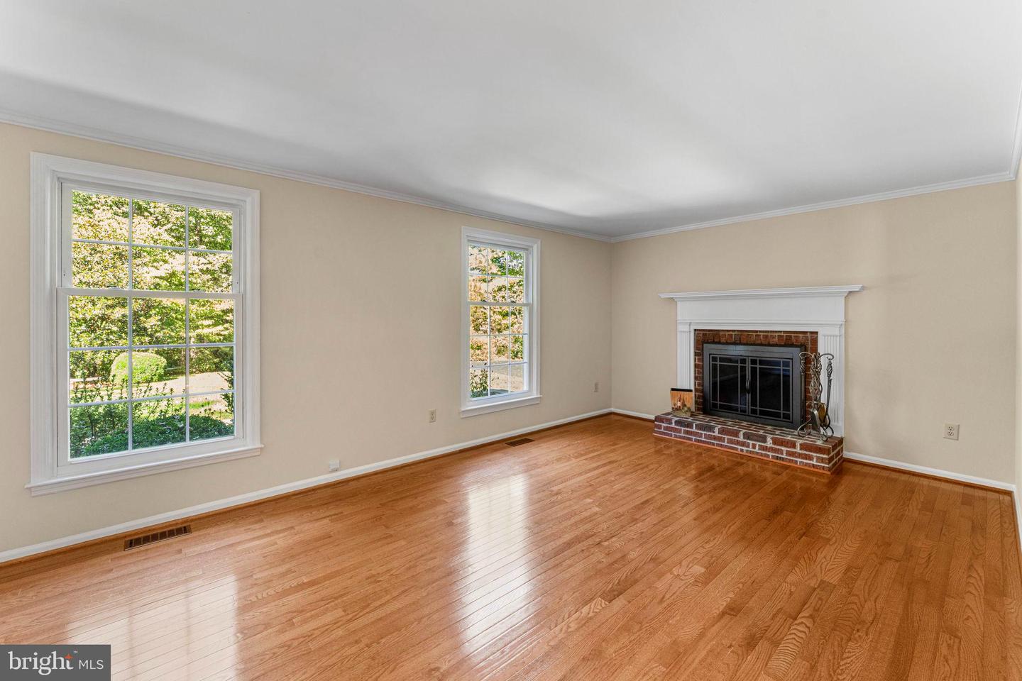 6605 DUVON PL, MANASSAS, Virginia 20111, 4 Bedrooms Bedrooms, 15 Rooms Rooms,3 BathroomsBathrooms,Residential,For sale,6605 DUVON PL,VAPW2105148 MLS # VAPW2105148