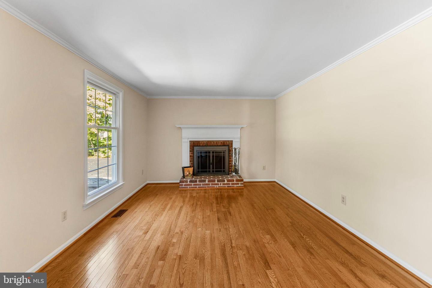 6605 DUVON PL, MANASSAS, Virginia 20111, 4 Bedrooms Bedrooms, 15 Rooms Rooms,3 BathroomsBathrooms,Residential,For sale,6605 DUVON PL,VAPW2105148 MLS # VAPW2105148