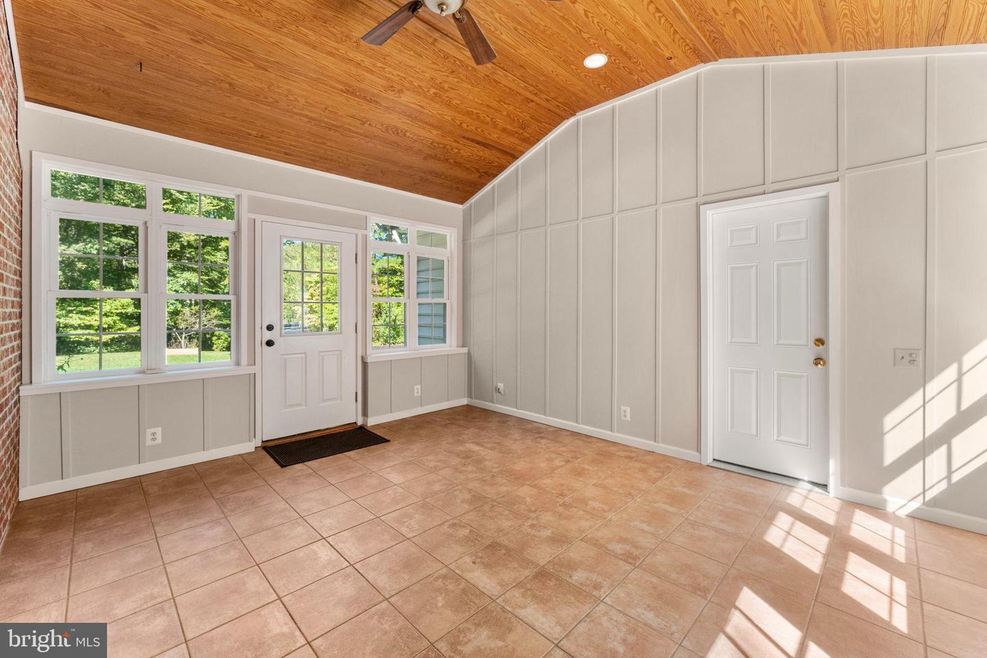 6605 DUVON PL, MANASSAS, Virginia 20111, 4 Bedrooms Bedrooms, 15 Rooms Rooms,3 BathroomsBathrooms,Residential,For sale,6605 DUVON PL,VAPW2105148 MLS # VAPW2105148