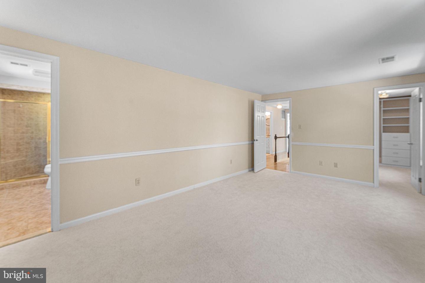 6605 DUVON PL, MANASSAS, Virginia 20111, 4 Bedrooms Bedrooms, 15 Rooms Rooms,3 BathroomsBathrooms,Residential,For sale,6605 DUVON PL,VAPW2105148 MLS # VAPW2105148