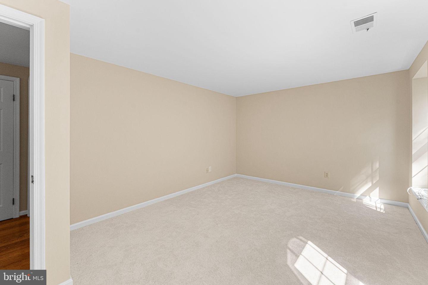 6605 DUVON PL, MANASSAS, Virginia 20111, 4 Bedrooms Bedrooms, 15 Rooms Rooms,3 BathroomsBathrooms,Residential,For sale,6605 DUVON PL,VAPW2105148 MLS # VAPW2105148