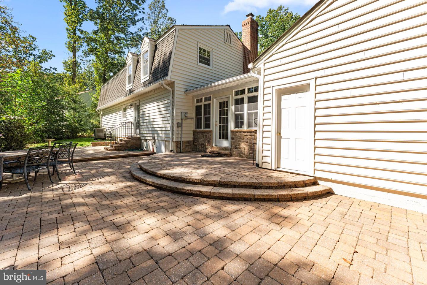 6605 DUVON PL, MANASSAS, Virginia 20111, 4 Bedrooms Bedrooms, 15 Rooms Rooms,3 BathroomsBathrooms,Residential,For sale,6605 DUVON PL,VAPW2105148 MLS # VAPW2105148