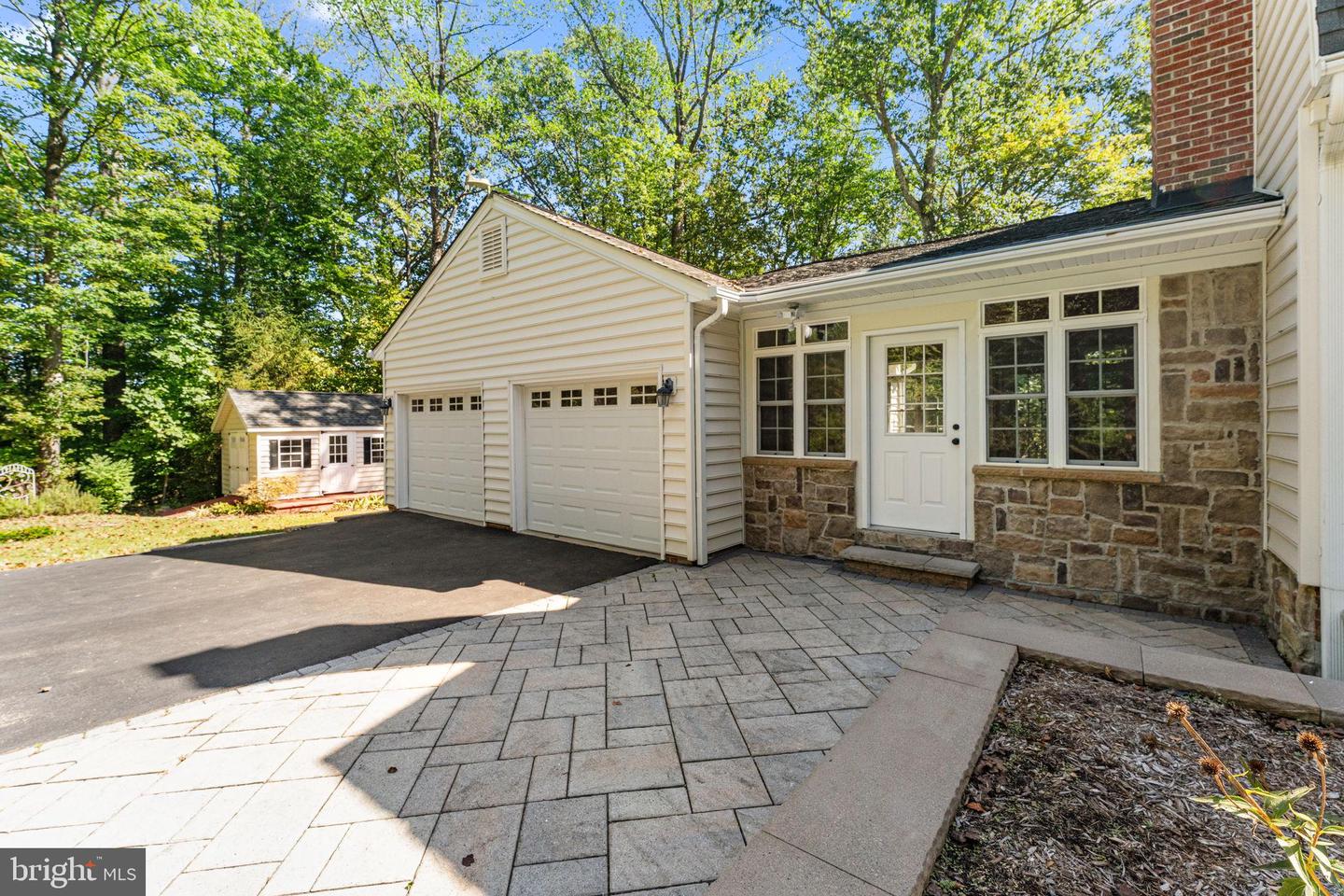 6605 DUVON PL, MANASSAS, Virginia 20111, 4 Bedrooms Bedrooms, 15 Rooms Rooms,3 BathroomsBathrooms,Residential,For sale,6605 DUVON PL,VAPW2105148 MLS # VAPW2105148