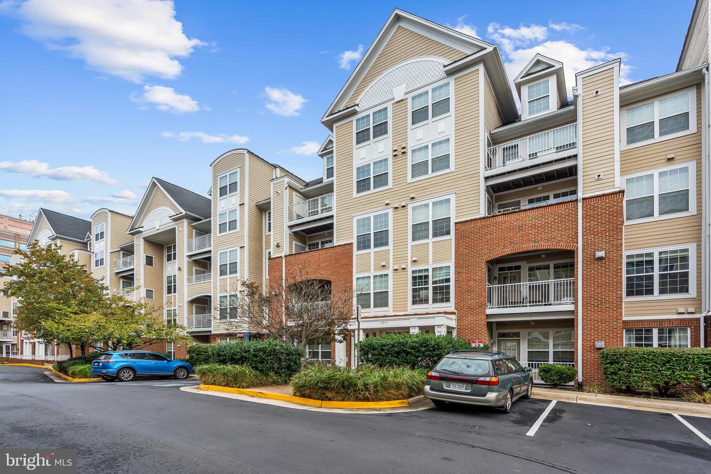 2711 BELLFOREST CT #109, VIENNA, Virginia 22180, 1 Bedroom Bedrooms, ,1 BathroomBathrooms,Residential,For sale,2711 BELLFOREST CT #109,VAFX2270210 MLS # VAFX2270210