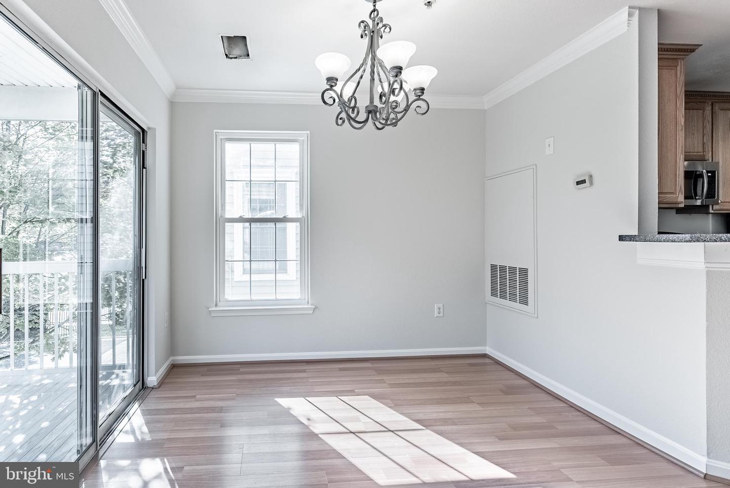 12887 FAIR BRIAR LN, FAIRFAX, Virginia 22033, 2 Bedrooms Bedrooms, ,2 BathroomsBathrooms,Residential,For sale,12887 FAIR BRIAR LN,VAFX2270262 MLS # VAFX2270262