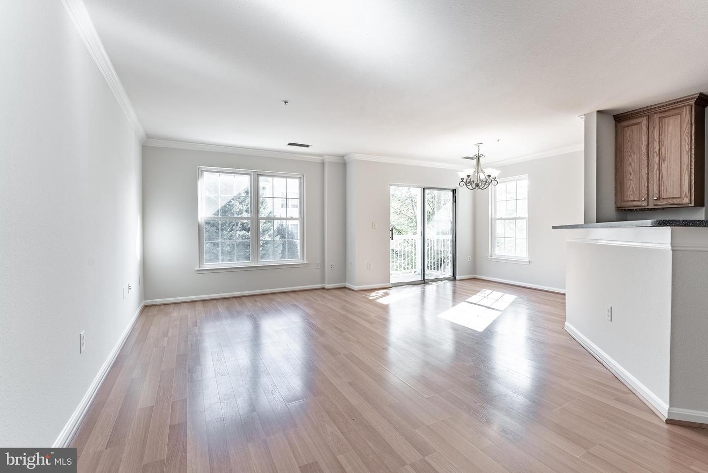 12887 FAIR BRIAR LN, FAIRFAX, Virginia 22033, 2 Bedrooms Bedrooms, ,2 BathroomsBathrooms,Residential,For sale,12887 FAIR BRIAR LN,VAFX2270262 MLS # VAFX2270262