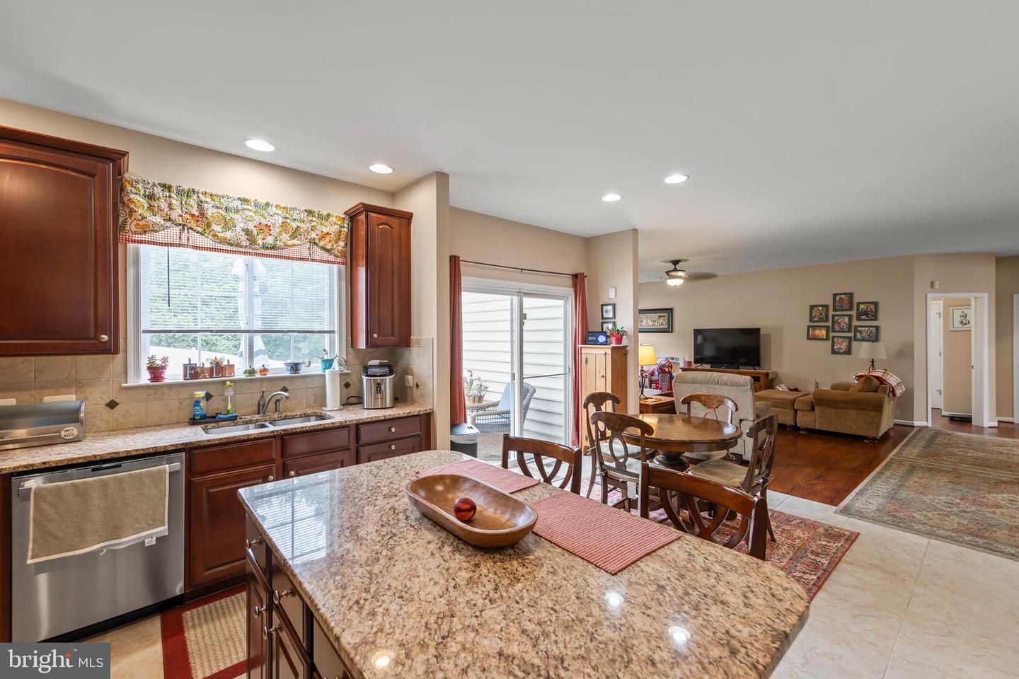 800 LAKE DR, WINCHESTER, Virginia 22601, 5 Bedrooms Bedrooms, ,4 BathroomsBathrooms,Residential,For sale,800 LAKE DR,VAWI2009168 MLS # VAWI2009168