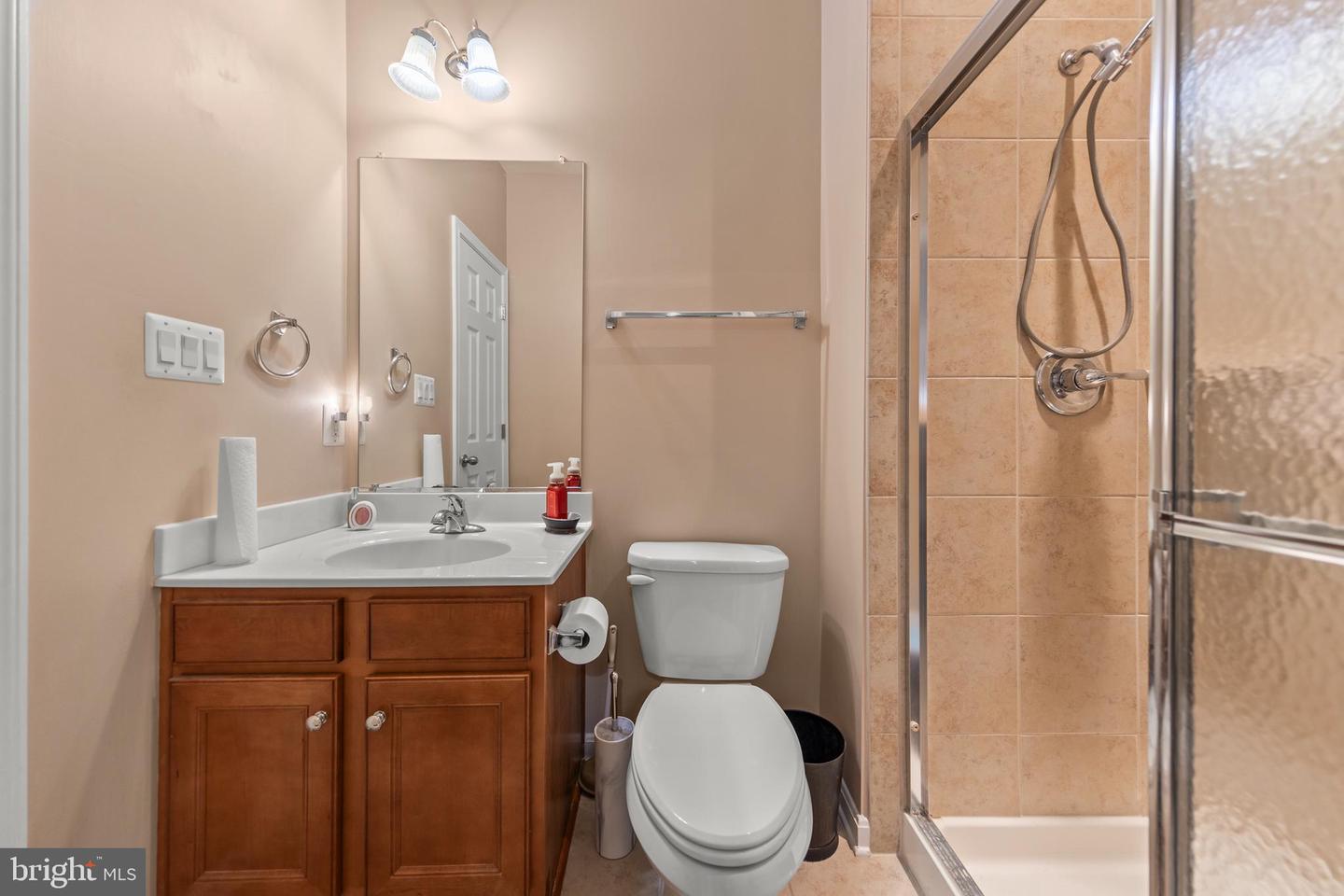 800 LAKE DR, WINCHESTER, Virginia 22601, 5 Bedrooms Bedrooms, ,4 BathroomsBathrooms,Residential,For sale,800 LAKE DR,VAWI2009168 MLS # VAWI2009168