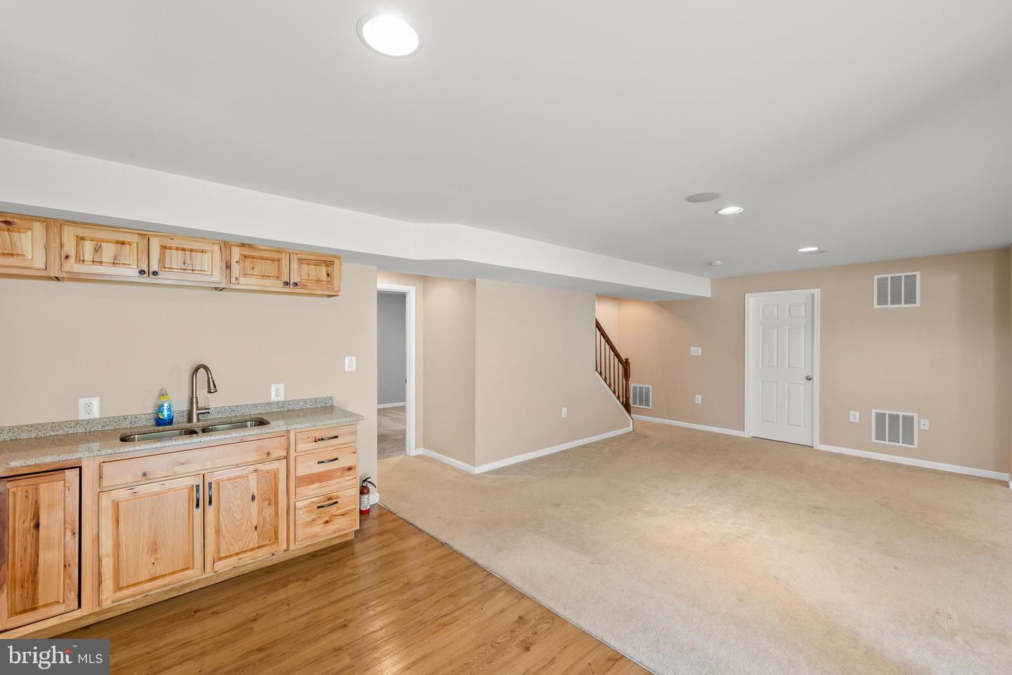 800 LAKE DR, WINCHESTER, Virginia 22601, 5 Bedrooms Bedrooms, ,4 BathroomsBathrooms,Residential,For sale,800 LAKE DR,VAWI2009168 MLS # VAWI2009168