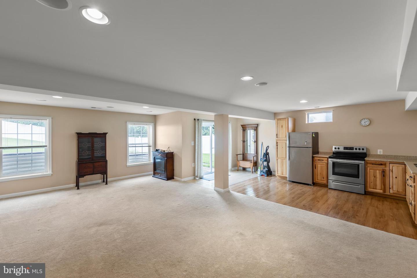 800 LAKE DR, WINCHESTER, Virginia 22601, 5 Bedrooms Bedrooms, ,4 BathroomsBathrooms,Residential,For sale,800 LAKE DR,VAWI2009168 MLS # VAWI2009168