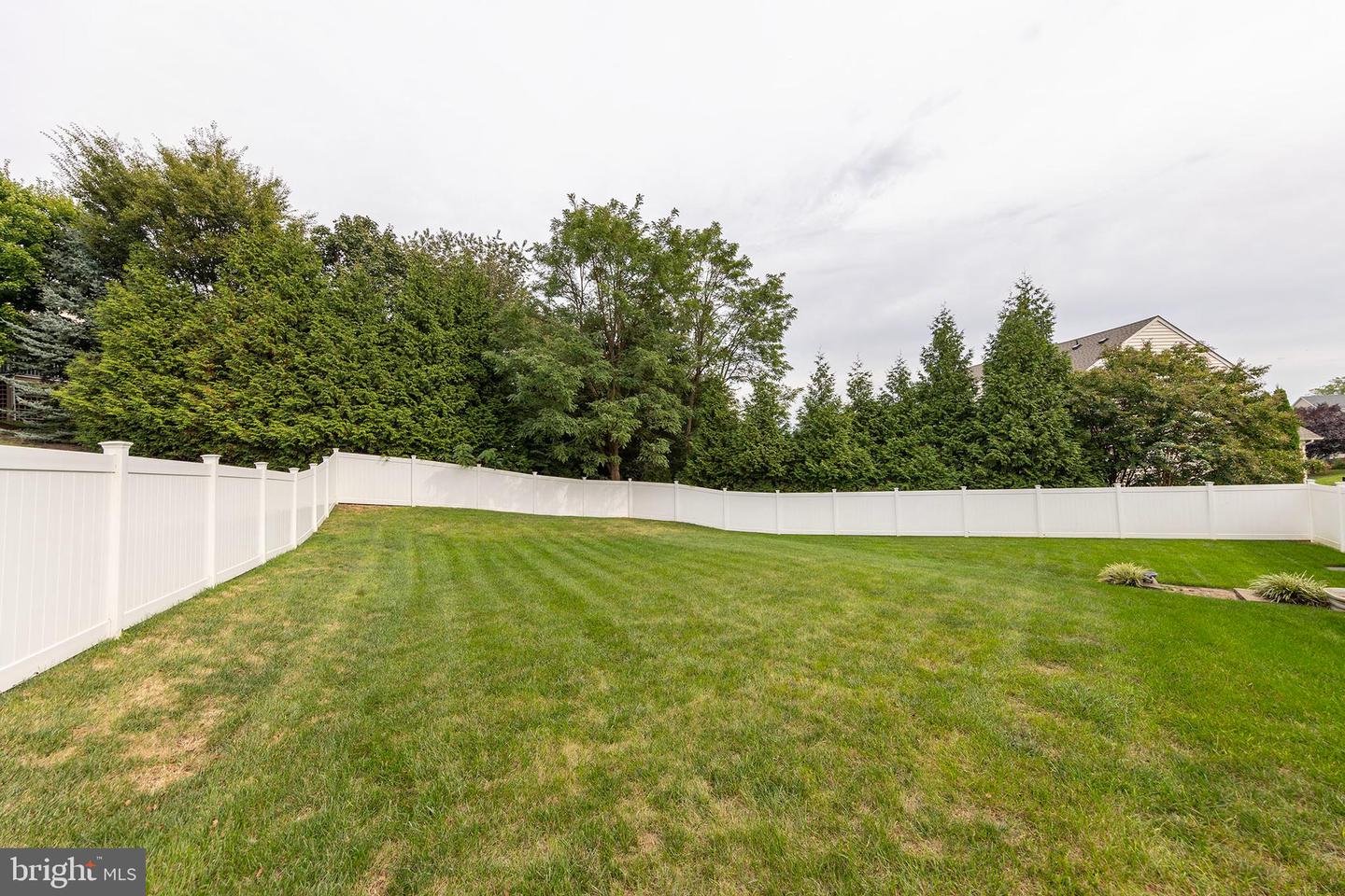 800 LAKE DR, WINCHESTER, Virginia 22601, 5 Bedrooms Bedrooms, ,4 BathroomsBathrooms,Residential,For sale,800 LAKE DR,VAWI2009168 MLS # VAWI2009168