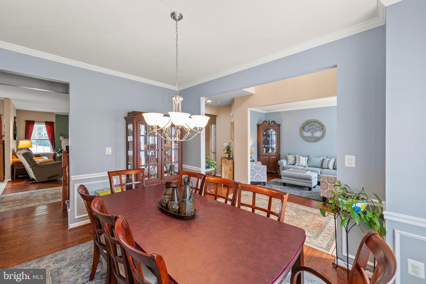 800 LAKE DR, WINCHESTER, Virginia 22601, 5 Bedrooms Bedrooms, ,4 BathroomsBathrooms,Residential,For sale,800 LAKE DR,VAWI2009168 MLS # VAWI2009168