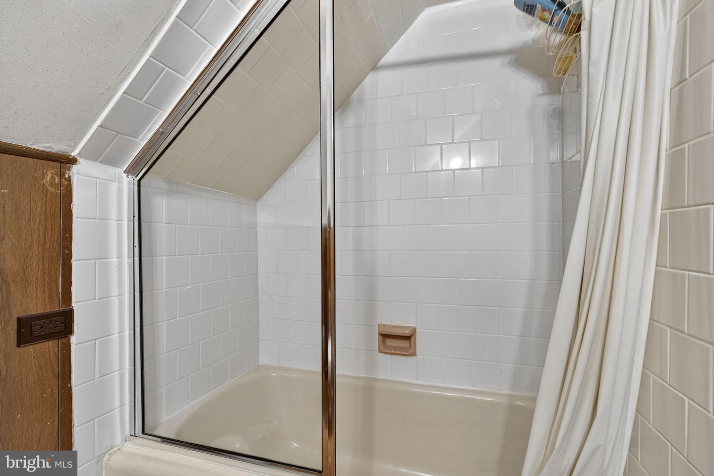 6525 RIXEYVILLE RD, RIXEYVILLE, Virginia 22737, 3 Bedrooms Bedrooms, ,3 BathroomsBathrooms,Residential,For sale,6525 RIXEYVILLE RD,VACU2011714 MLS # VACU2011714