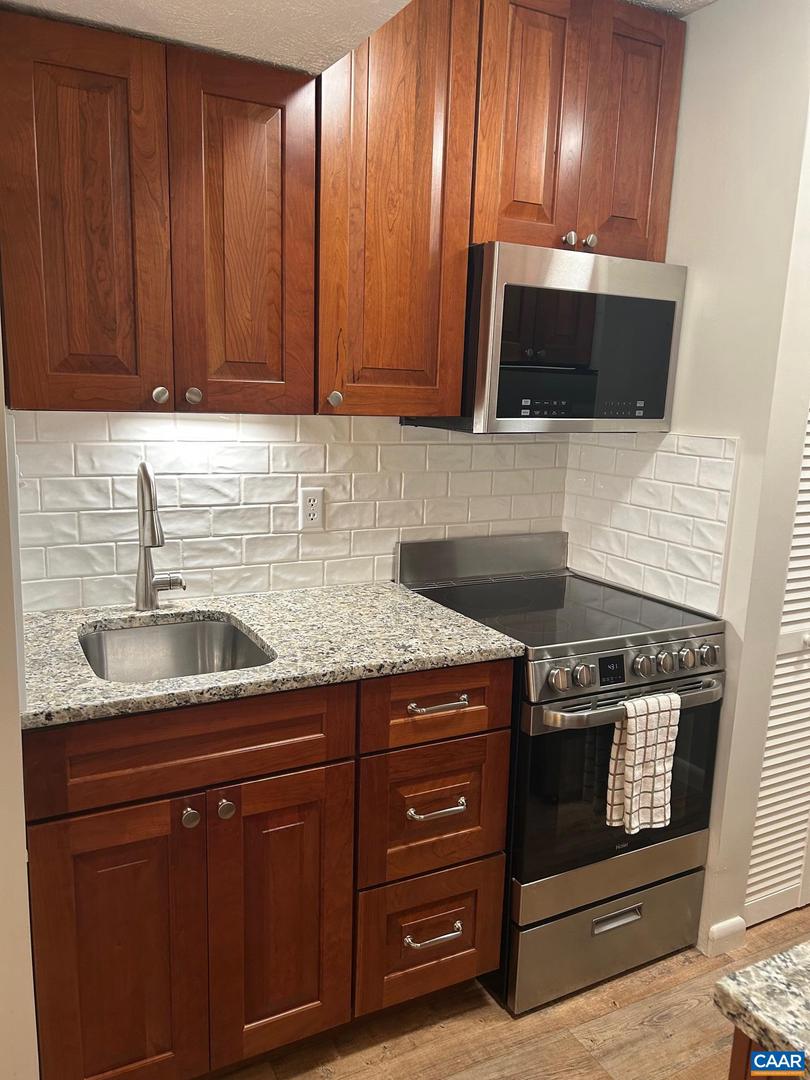 240 TIMBERS CONDOS, WINTERGREEN RESORT, Virginia 22967, 1 Bedroom Bedrooms, ,1 BathroomBathrooms,Residential,For sale,240 TIMBERS CONDOS,669557 MLS # 669557
