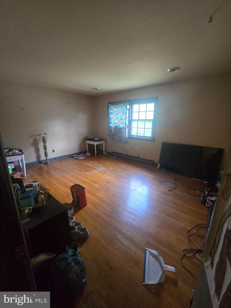903-REAR PENSACOLA AVE, RICHMOND, Virginia 23222, 3 Bedrooms Bedrooms, ,2 BathroomsBathrooms,Residential,For sale,903-REAR PENSACOLA AVE,VARC2000762 MLS # VARC2000762