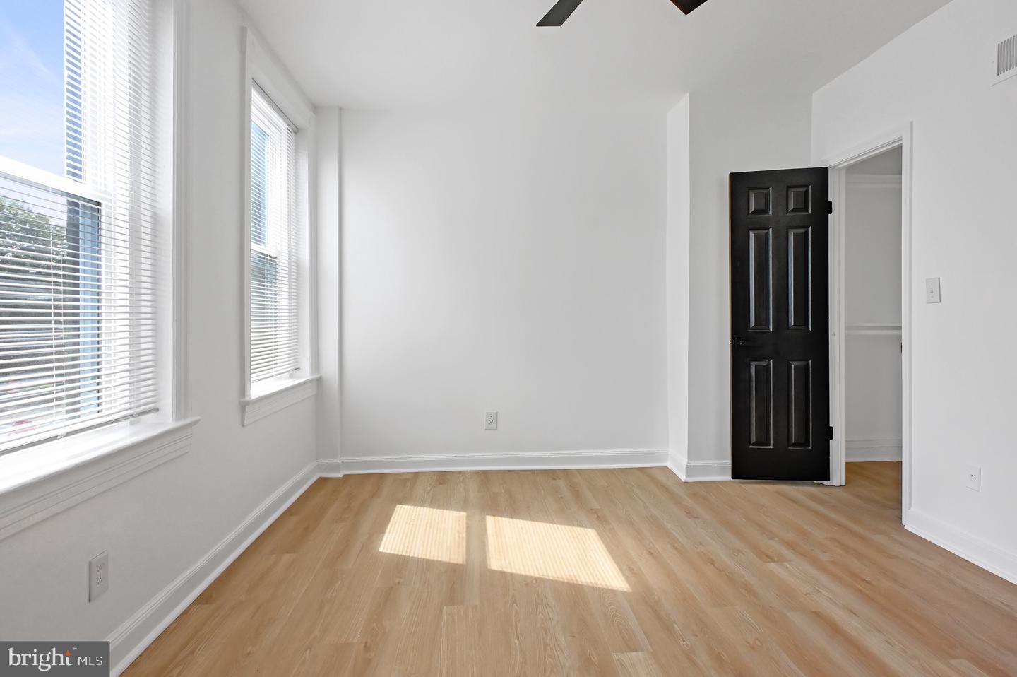 1702 A ST SE, WASHINGTON, District Of Columbia 20003, 2 Bedrooms Bedrooms, ,1 BathroomBathrooms,Residential,For sale,1702 A ST SE,DCDC2225068 MLS # DCDC2225068