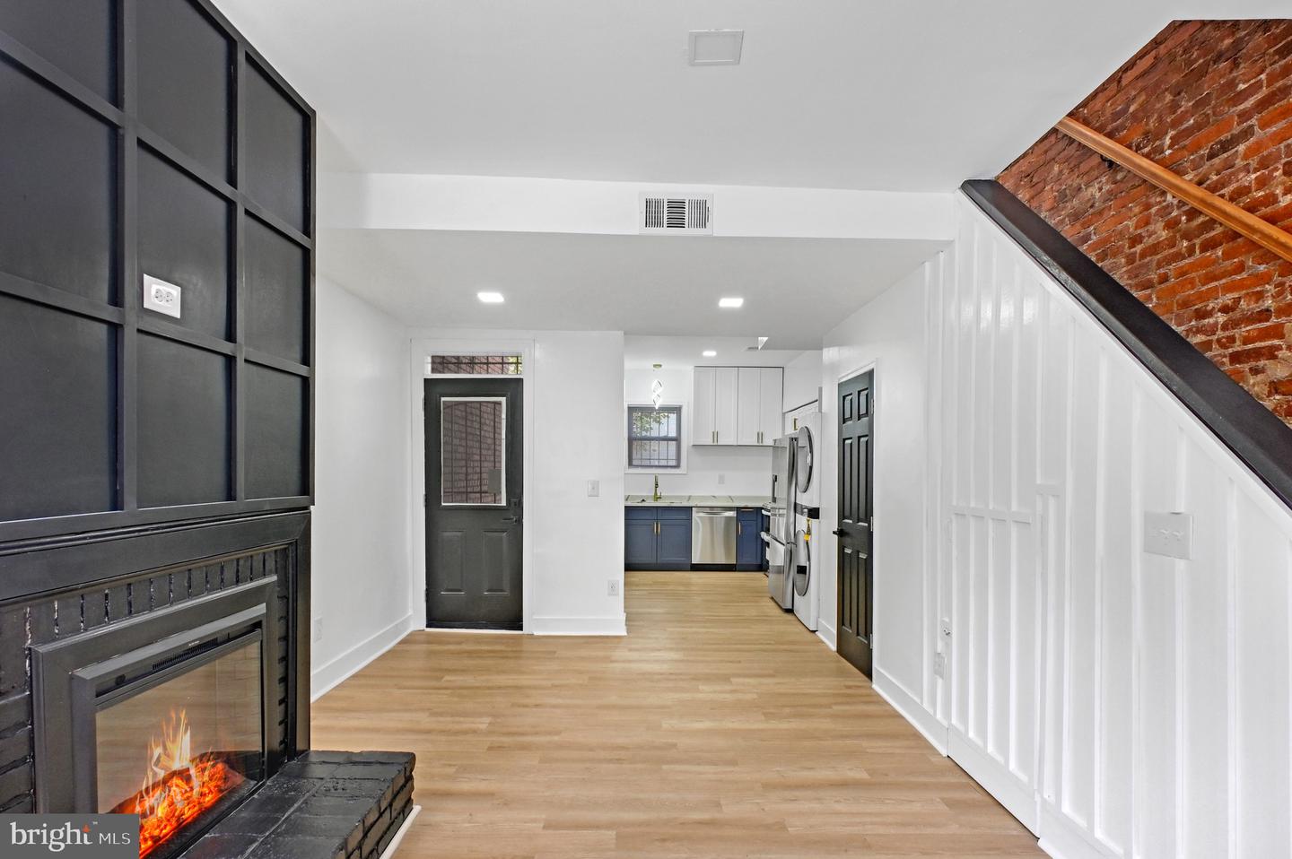 1702 A ST SE, WASHINGTON, District Of Columbia 20003, 2 Bedrooms Bedrooms, ,1 BathroomBathrooms,Residential,For sale,1702 A ST SE,DCDC2225068 MLS # DCDC2225068