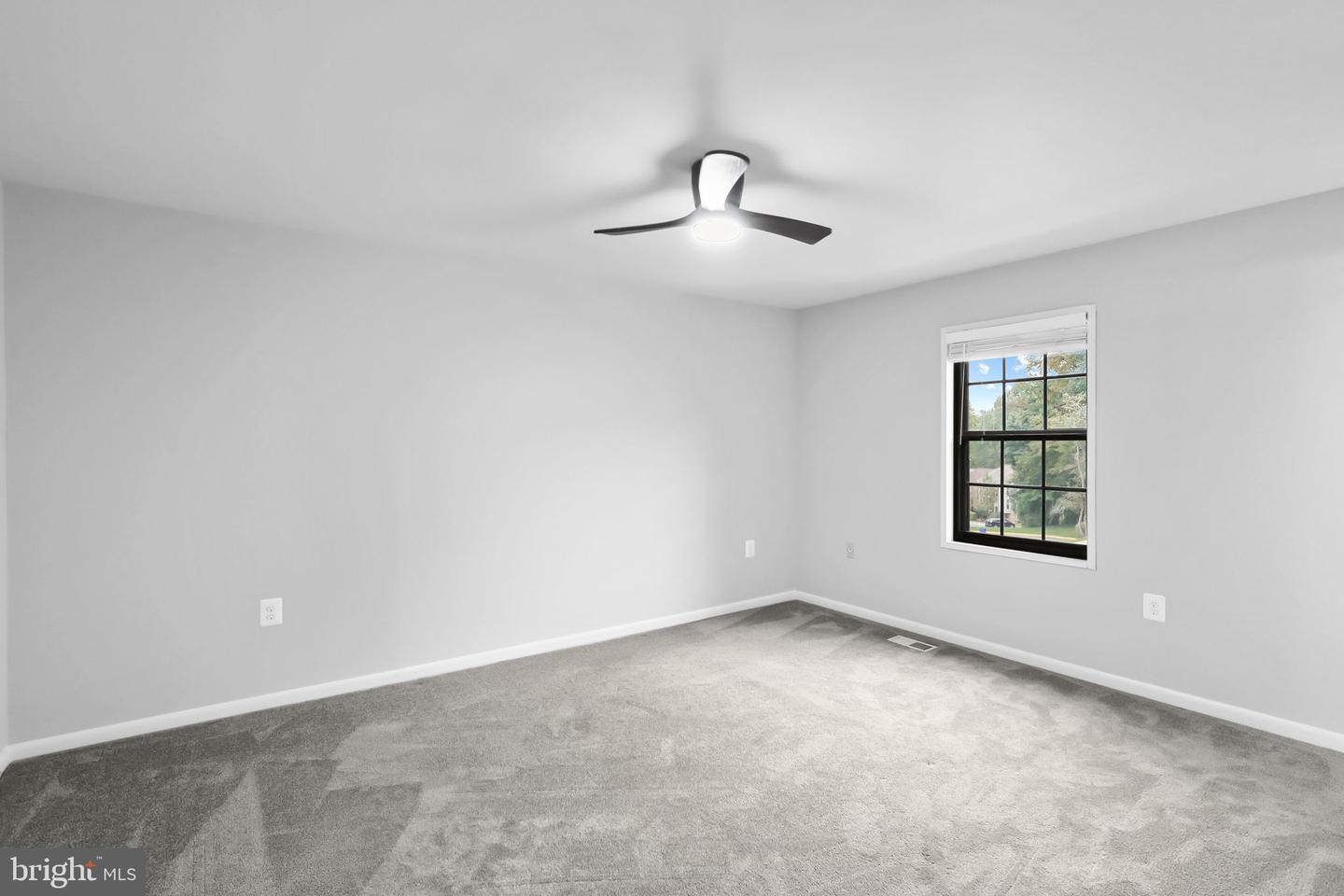 6048 HEATHWICK CT, BURKE, Virginia 22015, 3 Bedrooms Bedrooms, 12 Rooms Rooms,2 BathroomsBathrooms,Residential,For sale,6048 HEATHWICK CT,VAFX2270268 MLS # VAFX2270268