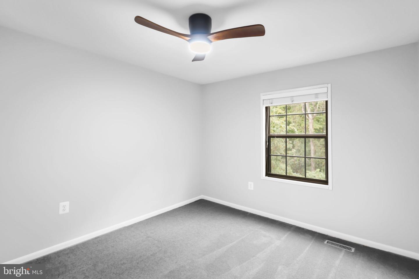 6048 HEATHWICK CT, BURKE, Virginia 22015, 3 Bedrooms Bedrooms, 12 Rooms Rooms,2 BathroomsBathrooms,Residential,For sale,6048 HEATHWICK CT,VAFX2270268 MLS # VAFX2270268