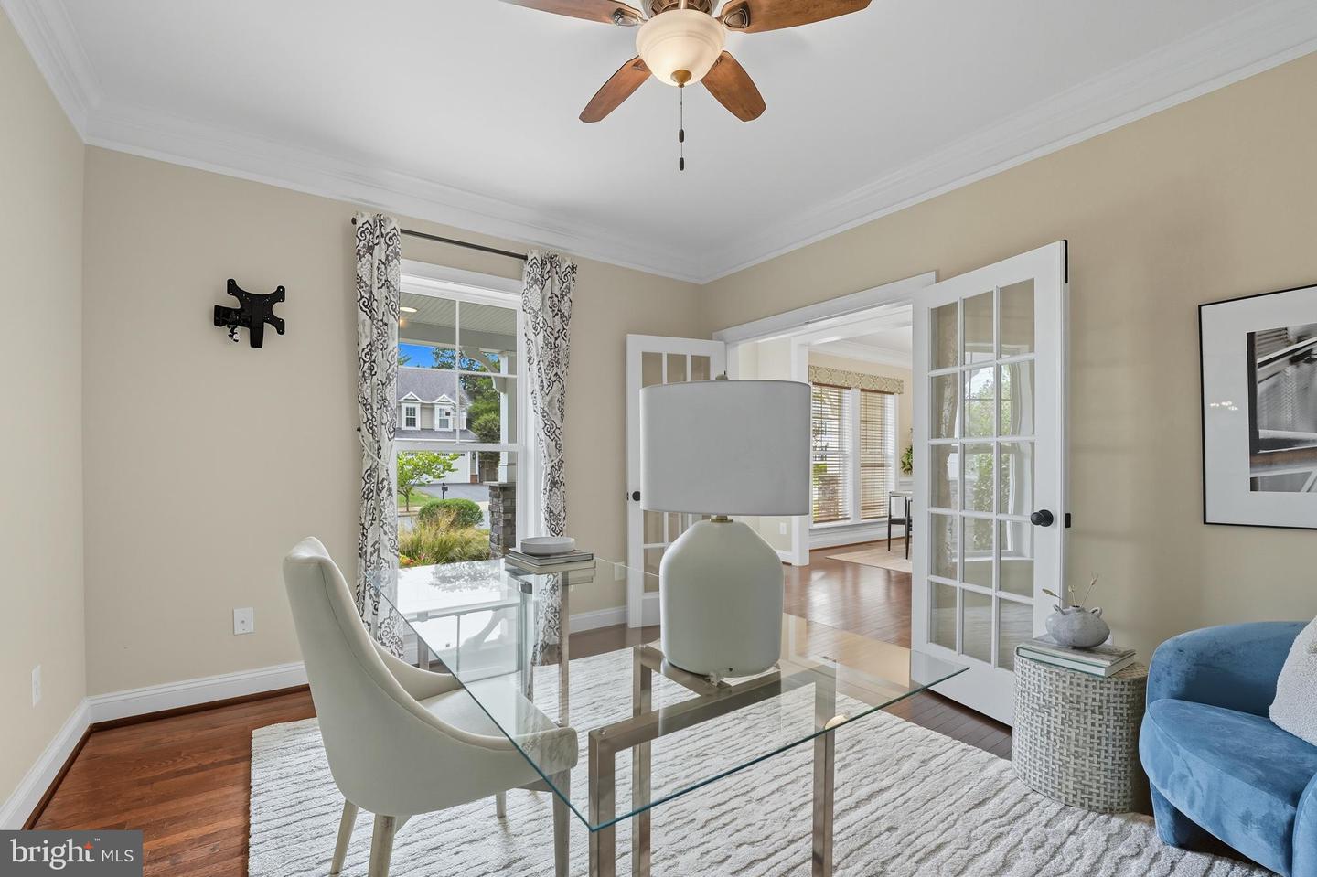 100 HEGLAR OAKS CT, HERNDON, Virginia 20170, 5 Bedrooms Bedrooms, ,5 BathroomsBathrooms,Residential,For sale,100 HEGLAR OAKS CT,VAFX2270290 MLS # VAFX2270290