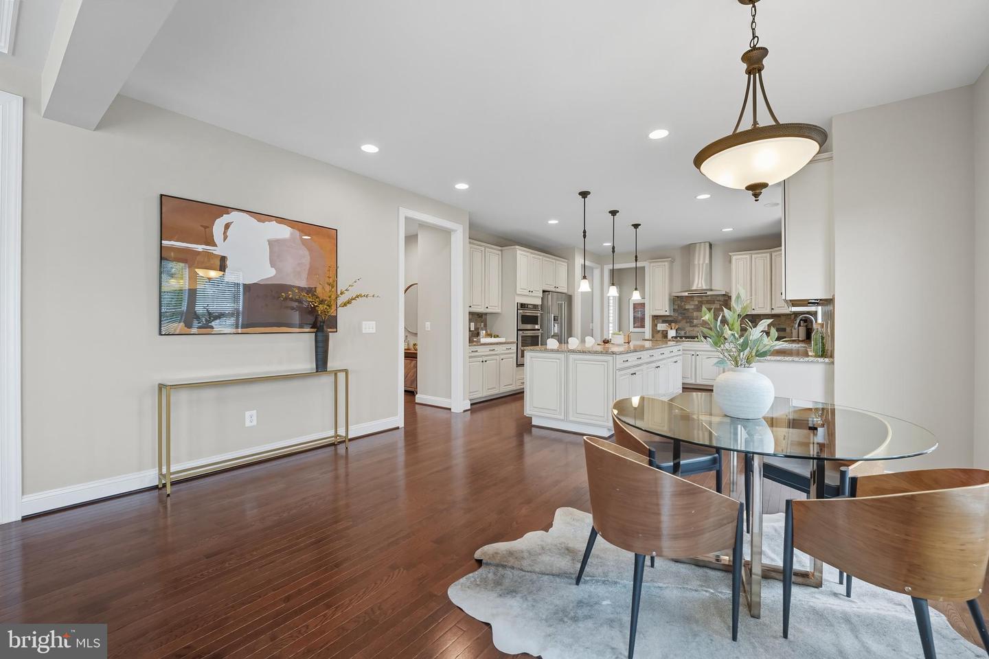 100 HEGLAR OAKS CT, HERNDON, Virginia 20170, 5 Bedrooms Bedrooms, ,5 BathroomsBathrooms,Residential,For sale,100 HEGLAR OAKS CT,VAFX2270290 MLS # VAFX2270290