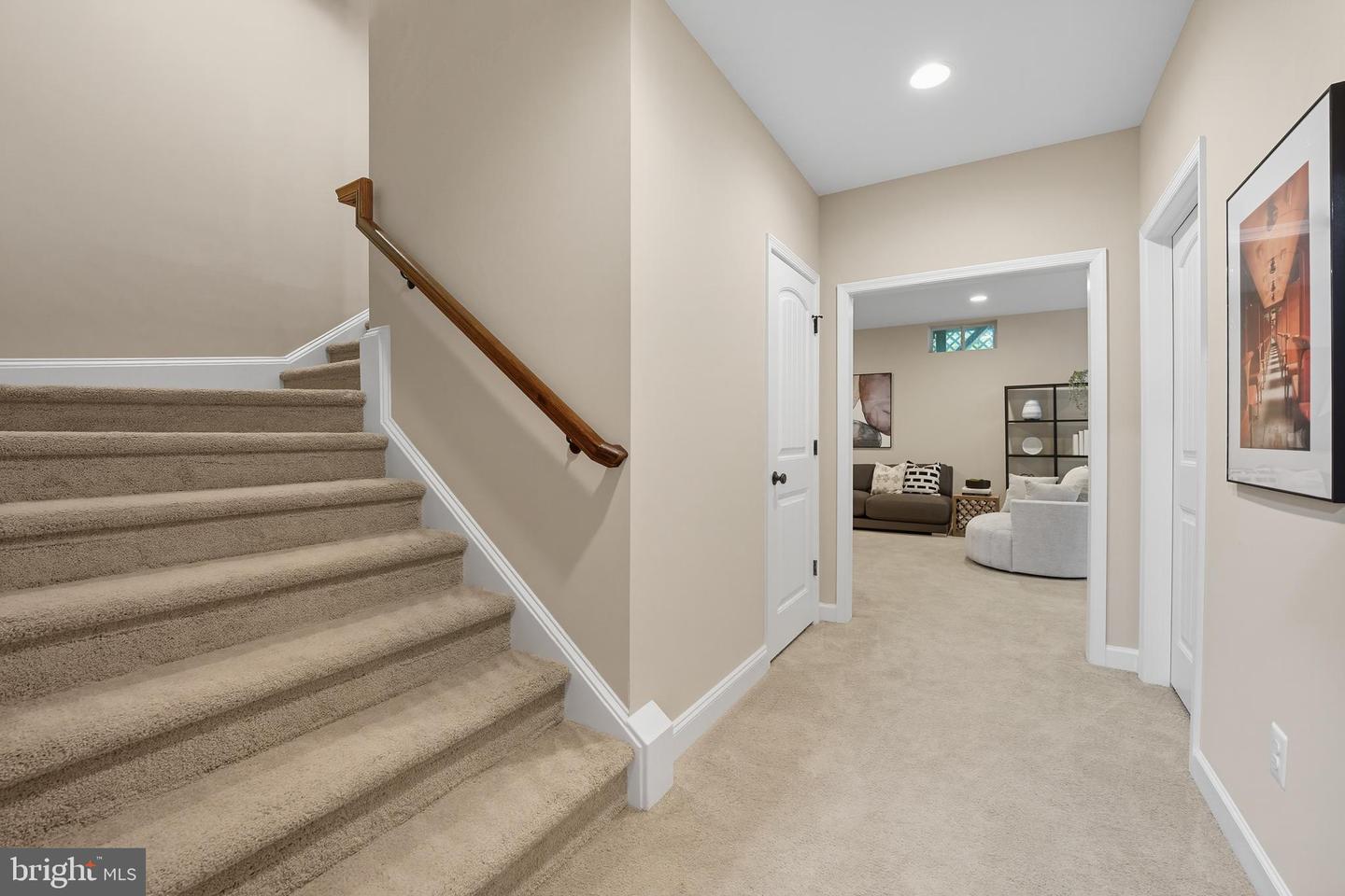 100 HEGLAR OAKS CT, HERNDON, Virginia 20170, 5 Bedrooms Bedrooms, ,5 BathroomsBathrooms,Residential,For sale,100 HEGLAR OAKS CT,VAFX2270290 MLS # VAFX2270290