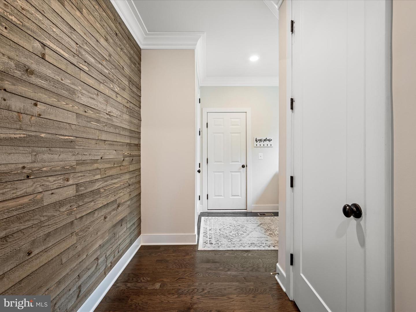 221 S 32ND ST, PURCELLVILLE, Virginia 20132, 4 Bedrooms Bedrooms, ,3 BathroomsBathrooms,Residential,For sale,221 S 32ND ST,VALO2108036 MLS # VALO2108036