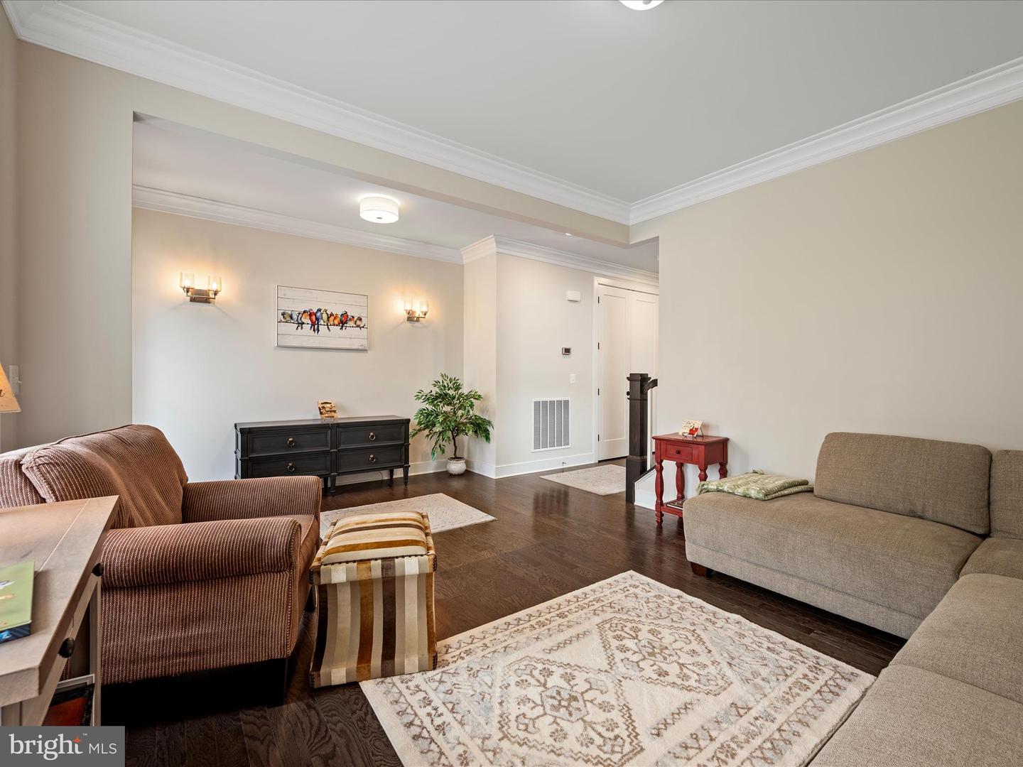 221 S 32ND ST, PURCELLVILLE, Virginia 20132, 4 Bedrooms Bedrooms, ,3 BathroomsBathrooms,Residential,For sale,221 S 32ND ST,VALO2108036 MLS # VALO2108036