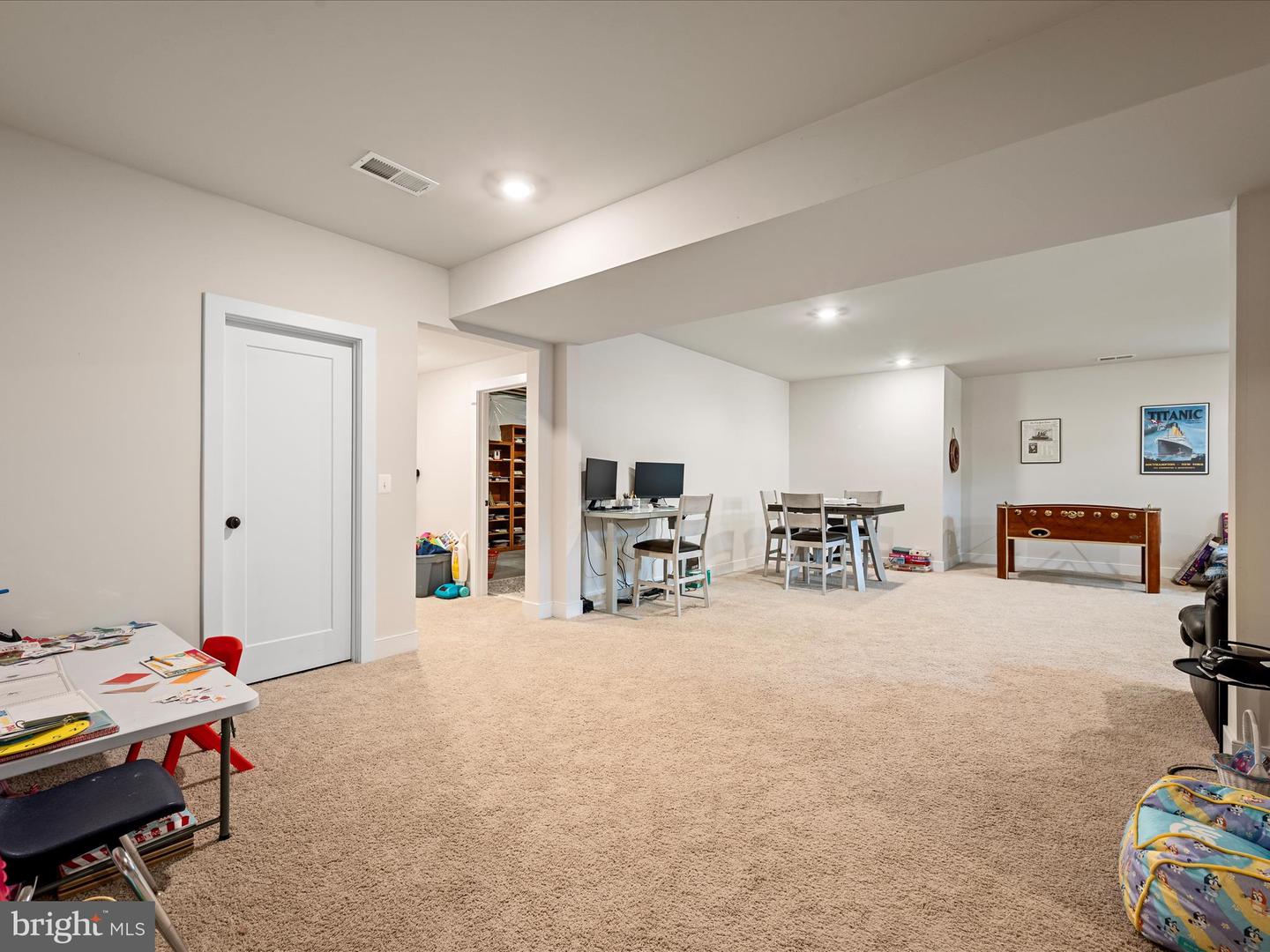 221 S 32ND ST, PURCELLVILLE, Virginia 20132, 4 Bedrooms Bedrooms, ,3 BathroomsBathrooms,Residential,For sale,221 S 32ND ST,VALO2108036 MLS # VALO2108036