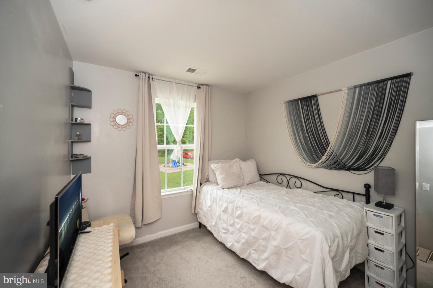 8404 DEVRIES LN, SPOTSYLVANIA, Virginia 22553, 3 Bedrooms Bedrooms, 9 Rooms Rooms,2 BathroomsBathrooms,Residential,For sale,8404 DEVRIES LN,VASP2036608 MLS # VASP2036608