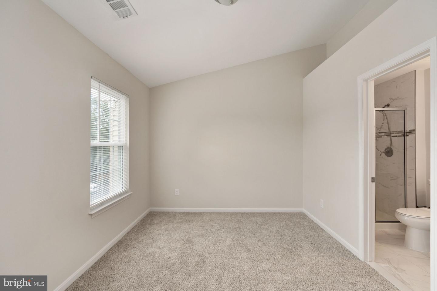 8548 TOWNE MANOR CT, ALEXANDRIA, Virginia 22309, 2 Bedrooms Bedrooms, ,2 BathroomsBathrooms,Residential,For sale,8548 TOWNE MANOR CT,VAFX2270326 MLS # VAFX2270326