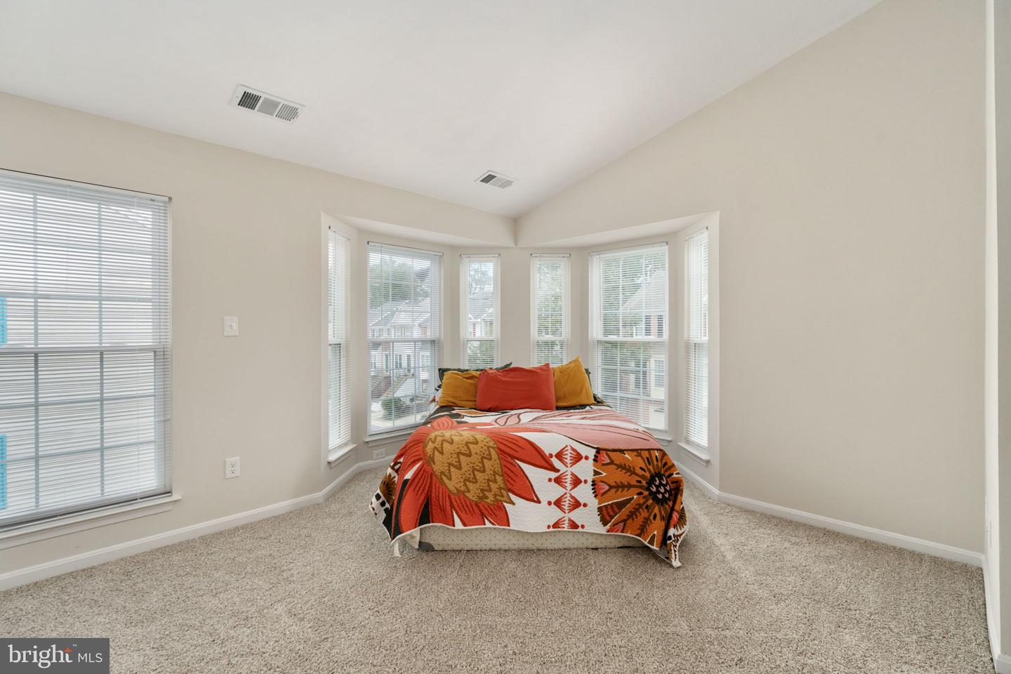8548 TOWNE MANOR CT, ALEXANDRIA, Virginia 22309, 2 Bedrooms Bedrooms, ,2 BathroomsBathrooms,Residential,For sale,8548 TOWNE MANOR CT,VAFX2270326 MLS # VAFX2270326