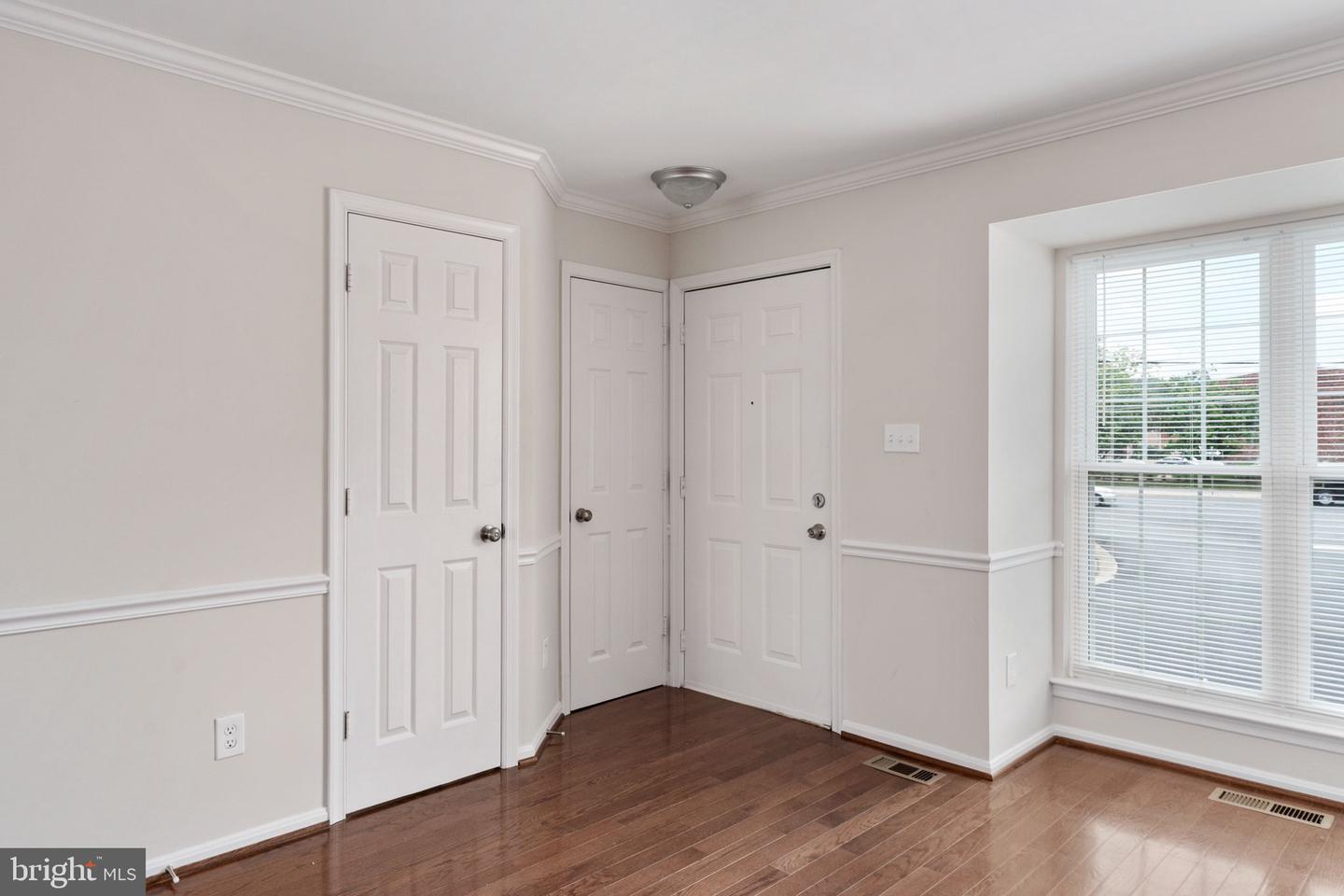 8548 TOWNE MANOR CT, ALEXANDRIA, Virginia 22309, 2 Bedrooms Bedrooms, ,2 BathroomsBathrooms,Residential,For sale,8548 TOWNE MANOR CT,VAFX2270326 MLS # VAFX2270326