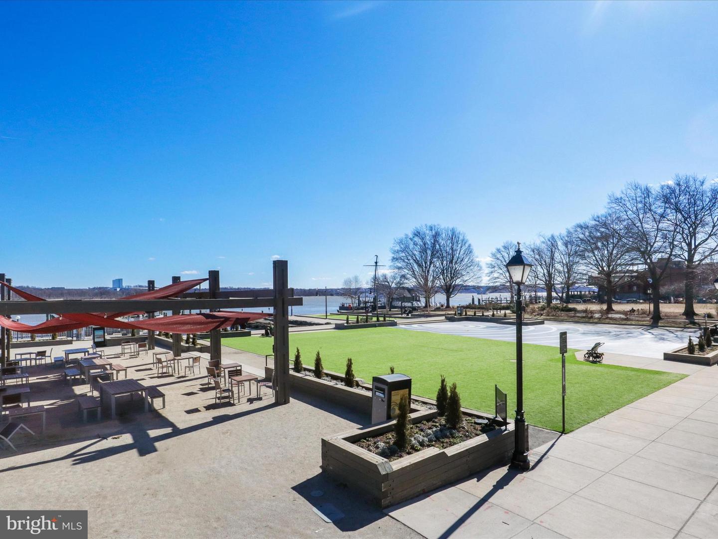 529 BASHFORD LN #1, ALEXANDRIA, Virginia 22314, 1 Bedroom Bedrooms, ,1 BathroomBathrooms,Residential,For sale,529 BASHFORD LN #1,VAAX2050438 MLS # VAAX2050438