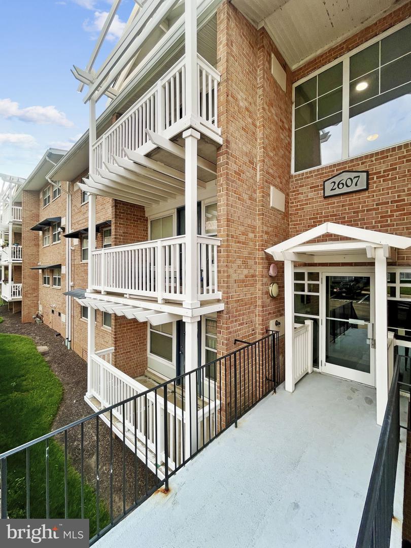 2607 DOUGLASS RD SE #402, WASHINGTON, District Of Columbia 20020, 2 Bedrooms Bedrooms, ,2 BathroomsBathrooms,Residential,For sale,2607 DOUGLASS RD SE #402,DCDC2225126 MLS # DCDC2225126