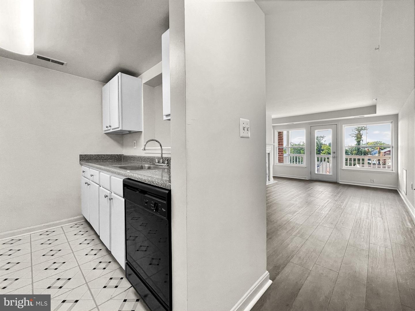 2607 DOUGLASS RD SE #402, WASHINGTON, District Of Columbia 20020, 2 Bedrooms Bedrooms, ,2 BathroomsBathrooms,Residential,For sale,2607 DOUGLASS RD SE #402,DCDC2225126 MLS # DCDC2225126