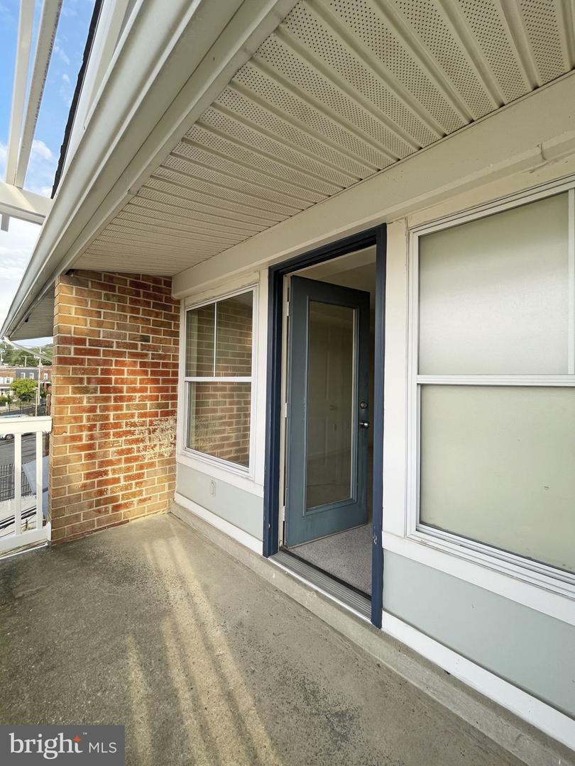 2607 DOUGLASS RD SE #402, WASHINGTON, District Of Columbia 20020, 2 Bedrooms Bedrooms, ,2 BathroomsBathrooms,Residential,For sale,2607 DOUGLASS RD SE #402,DCDC2225126 MLS # DCDC2225126